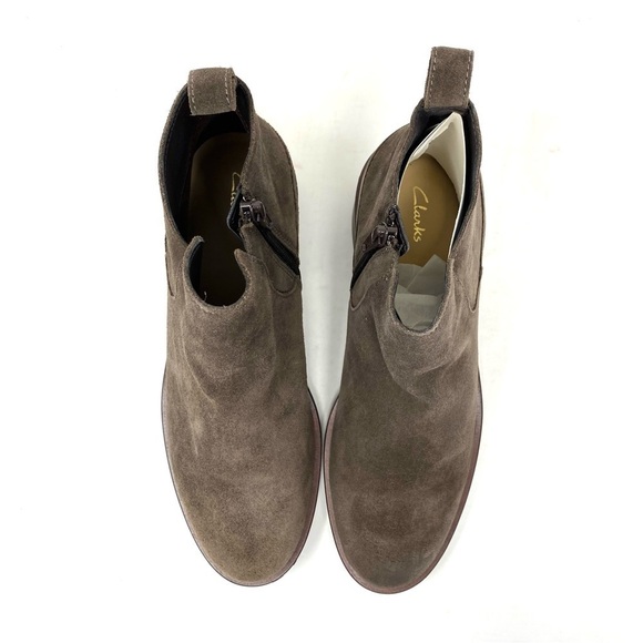 Clarks Women's Memi Zip Ankle BootTaupe Suede - Picture 5 of 7